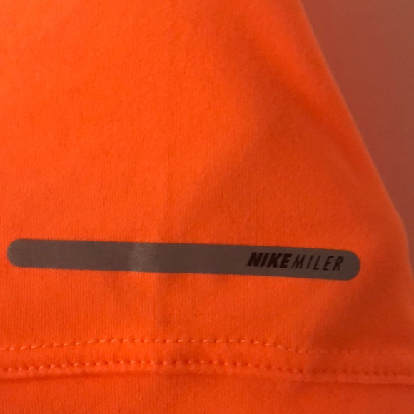 Nike Miler T-Shirt - Picture 4 of 6